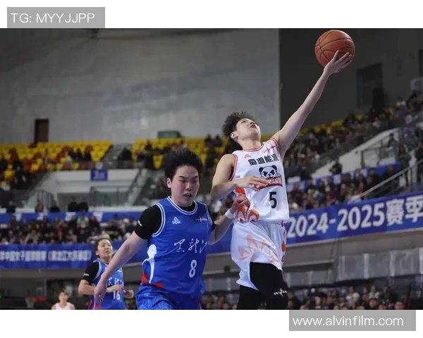 成都篮球队荣登篮球战术排行榜第一名引领全国潮流 成都篮球队荣登篮球战术排行榜第一名引领全国潮流