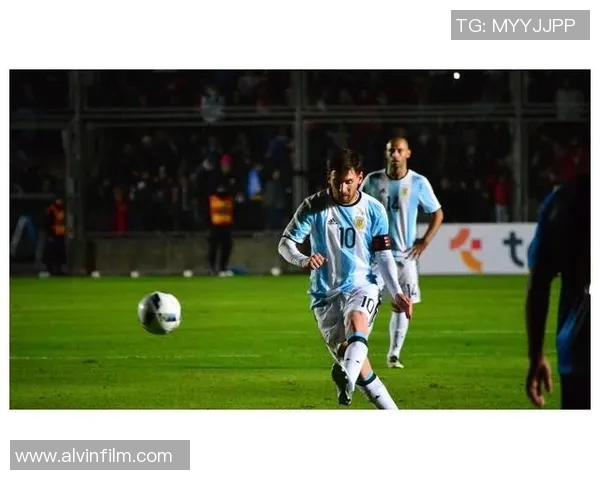 美洲杯赛足球明星的辉煌历程与传奇瞬间回顾 美洲杯赛足球明星的辉煌历程与传奇瞬间回顾