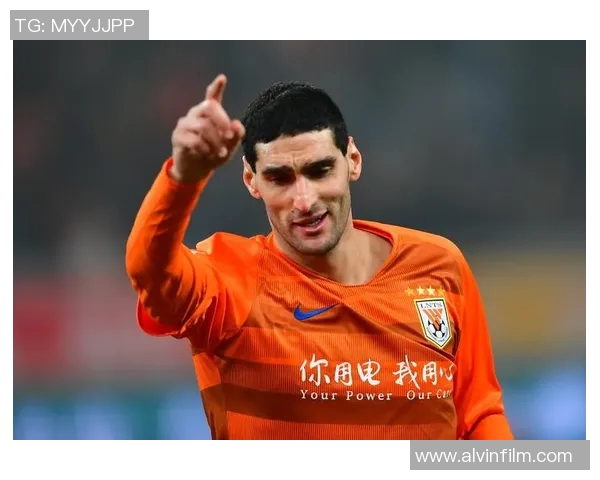 费莱尼足球明星的辉煌历程与对中国足球的影响分析