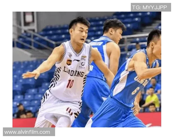 赛后分析:重庆篮球队与深圳篮球队心理素质对比及影响探讨 赛后分析:重庆篮球队与深圳篮球队心理素质对比及影响探讨